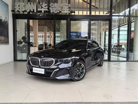 BMW 5 Series 2025
