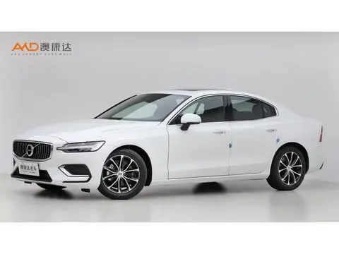 Volvo S60 2022