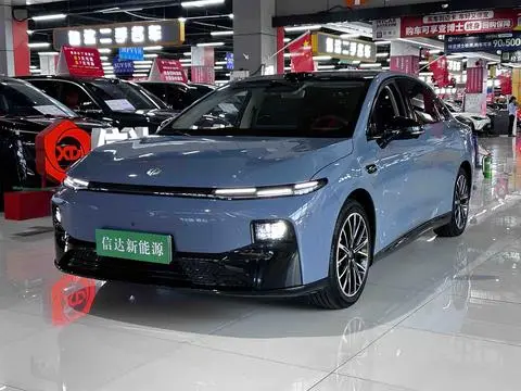 Leapmotor B01 2025