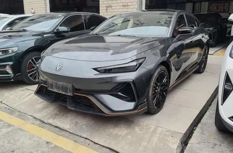 Changan UNI-V 2025