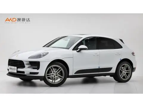 Porsche Macan 2021