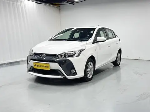 Toyota YARIS L 2016