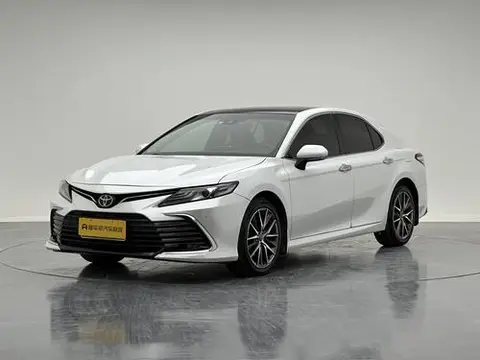 Toyota Camry 2021