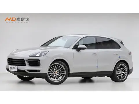 Porsche Cayenne 2022 — фото 1