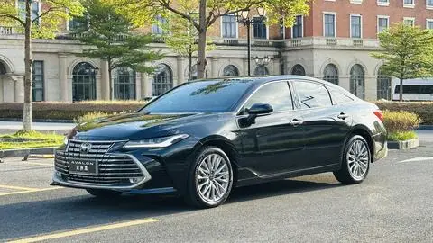Toyota 亚洲龙 2024