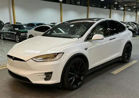 Tesla Model X 2016