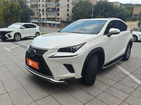 Lexus NX 2020