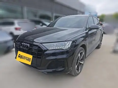 Audi Q7 2021