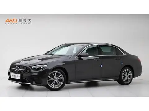 Mercedes-Benz E-Class 2022