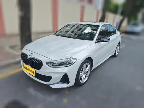 BMW 1 Series 2021