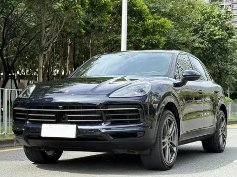 Porsche Cayenne 2022