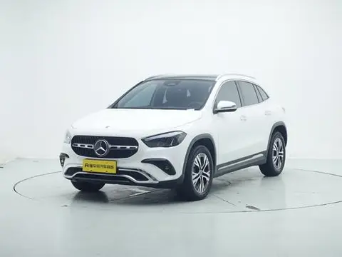 Mercedes-Benz GLA 2024