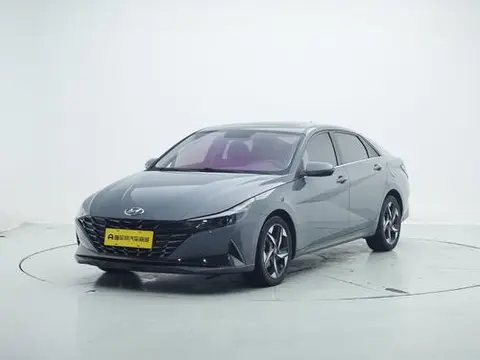 Hyundai Elantra 2021 — фото 1