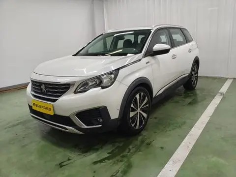 Peugeot 5008 2017