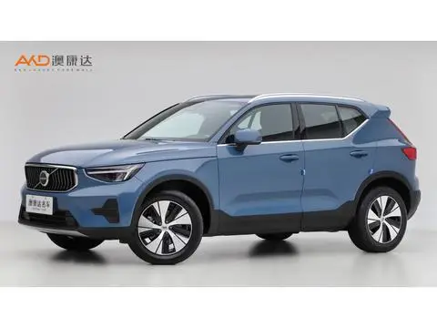 Volvo XC40 2024