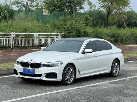 BMW 5 Series 2020 — фото 1