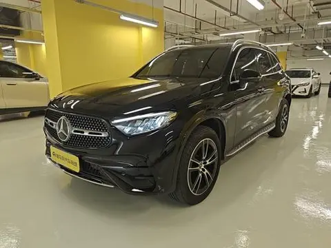 Mercedes-Benz GLC 2025