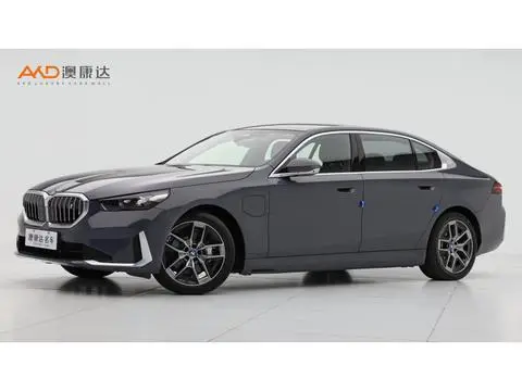 BMW i5 2024 — фото 1