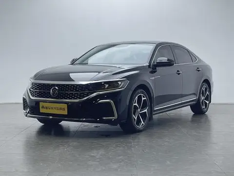 Volkswagen Passat 2024