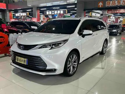 Toyota 赛那 2021