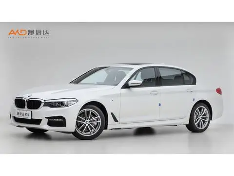 BMW 5 Series 2019 — фото 1