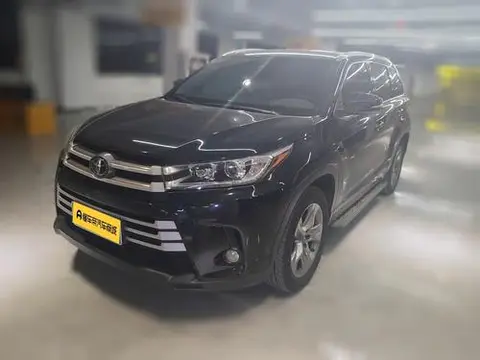 Toyota Highlander 2021