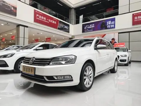 Volkswagen Magotan 2012