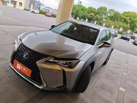 Lexus UX EV 2020