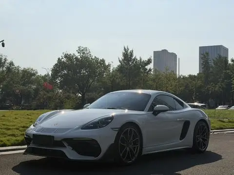 Porsche 718 2016