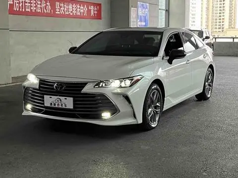 Toyota 亚洲龙 2019