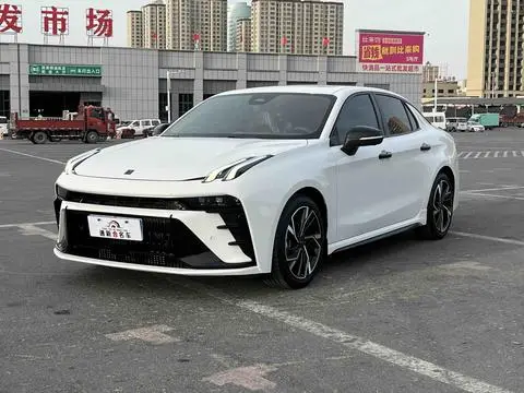 Lynk & Co 03 2023