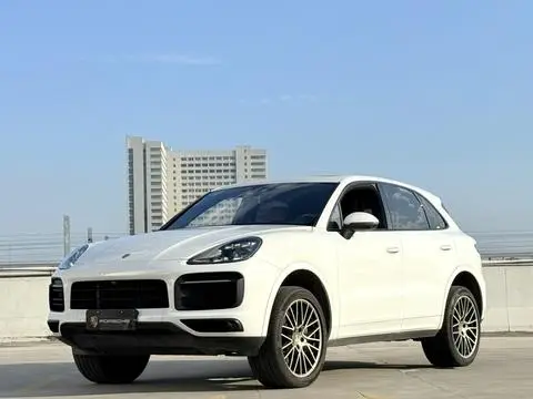 Porsche Cayenne 2022