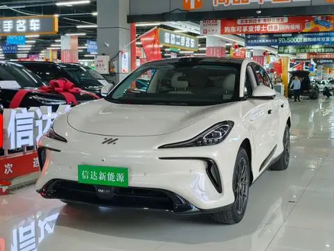 IM Motors 智己LS6 2023