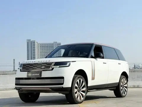 Land Rover 揽胜 2024 — фото 1