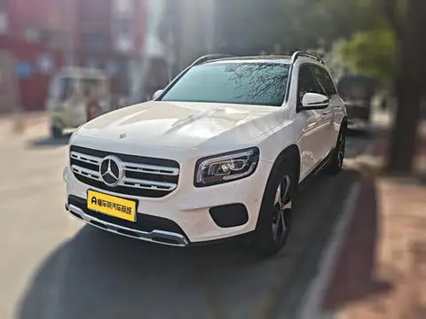 Mercedes-Benz GLB 2022 — фото 1