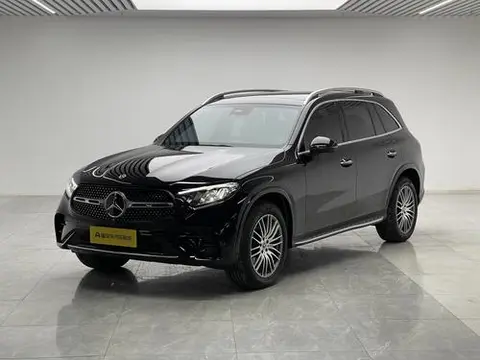 Mercedes-Benz GLC 2025