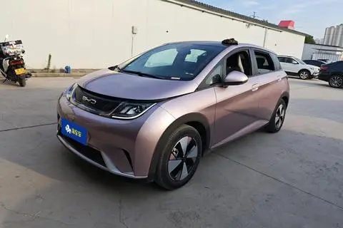 BYD Dolphin 2023