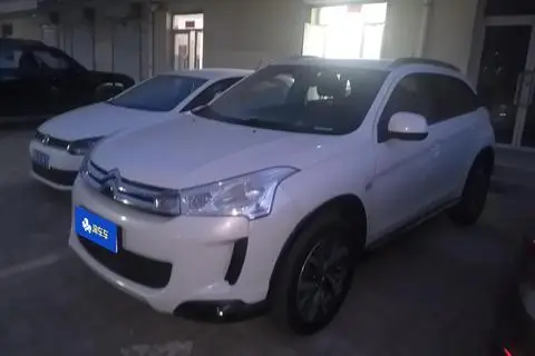 Citroën C4 AIRCROSS 2013