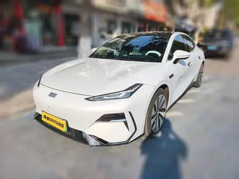 Geely E8 2024