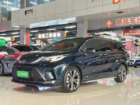 Toyota Granvia 2023