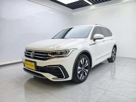 Volkswagen Tiguan L 2022