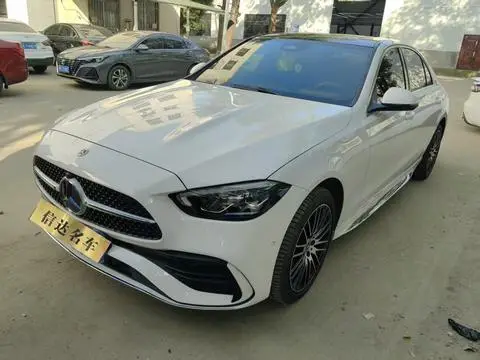Mercedes-Benz C-Class 2024