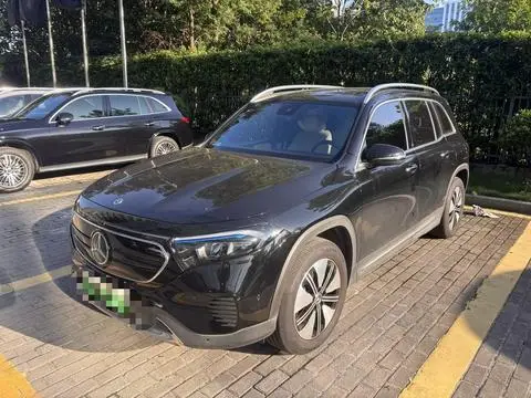 Mercedes-Benz EQB 2022
