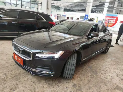 Volvo S90 2022