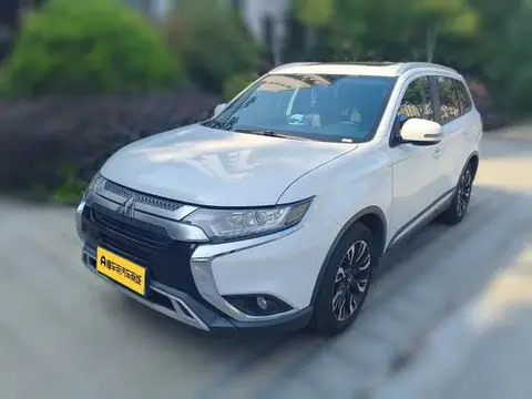 Mitsubishi 欧蓝德 2019