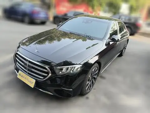 Mercedes-Benz E-Class 2024