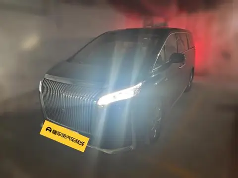 Wey 高山 PHEV 2025