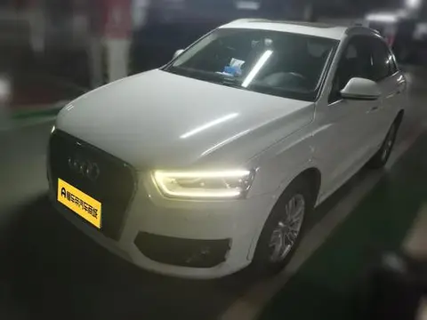 Audi Q3 2015