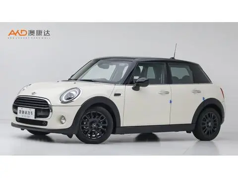 MINI MINI 2018