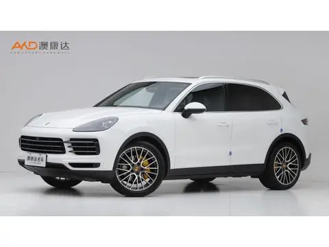 Porsche Cayenne 2020 — фото 1